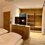 Lukas Apartment