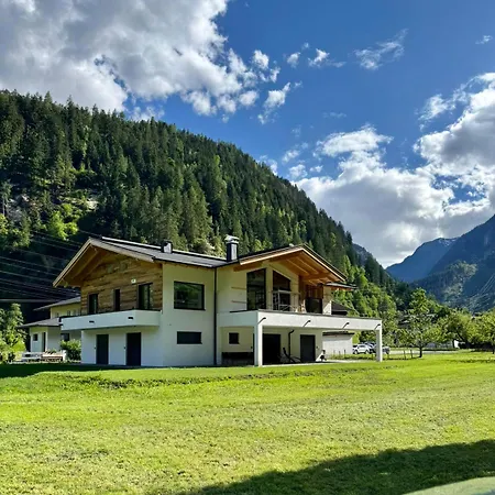 Lukas Appartement *