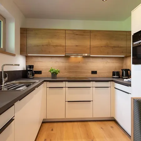 Lukas * Майрхофен