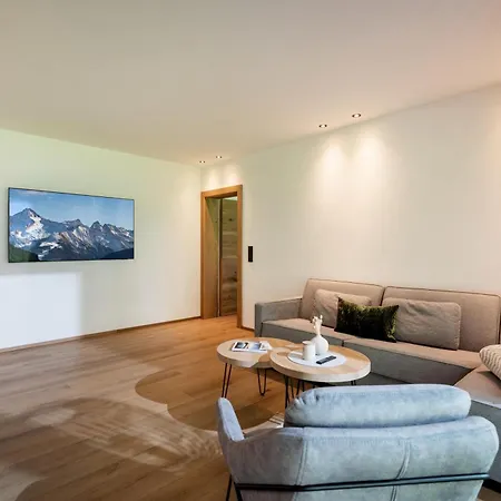 Lukas * Майрхофен